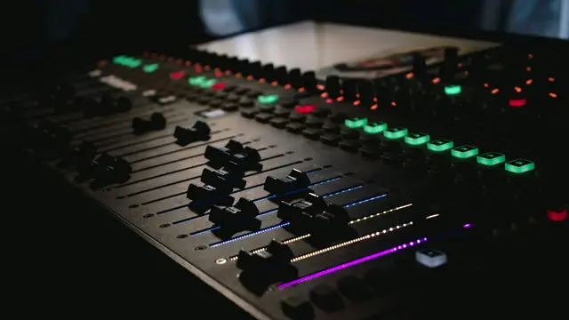 Image de couverture de l’article « Outils de musique IA 2026 : l'ère des licences »